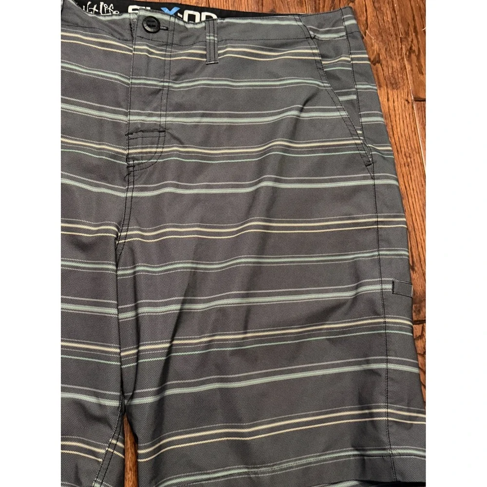 Salt Life SLX-QD‎ Vapor Stretch Hybrid Board Shorts Mens 38 Gray Striped 0272